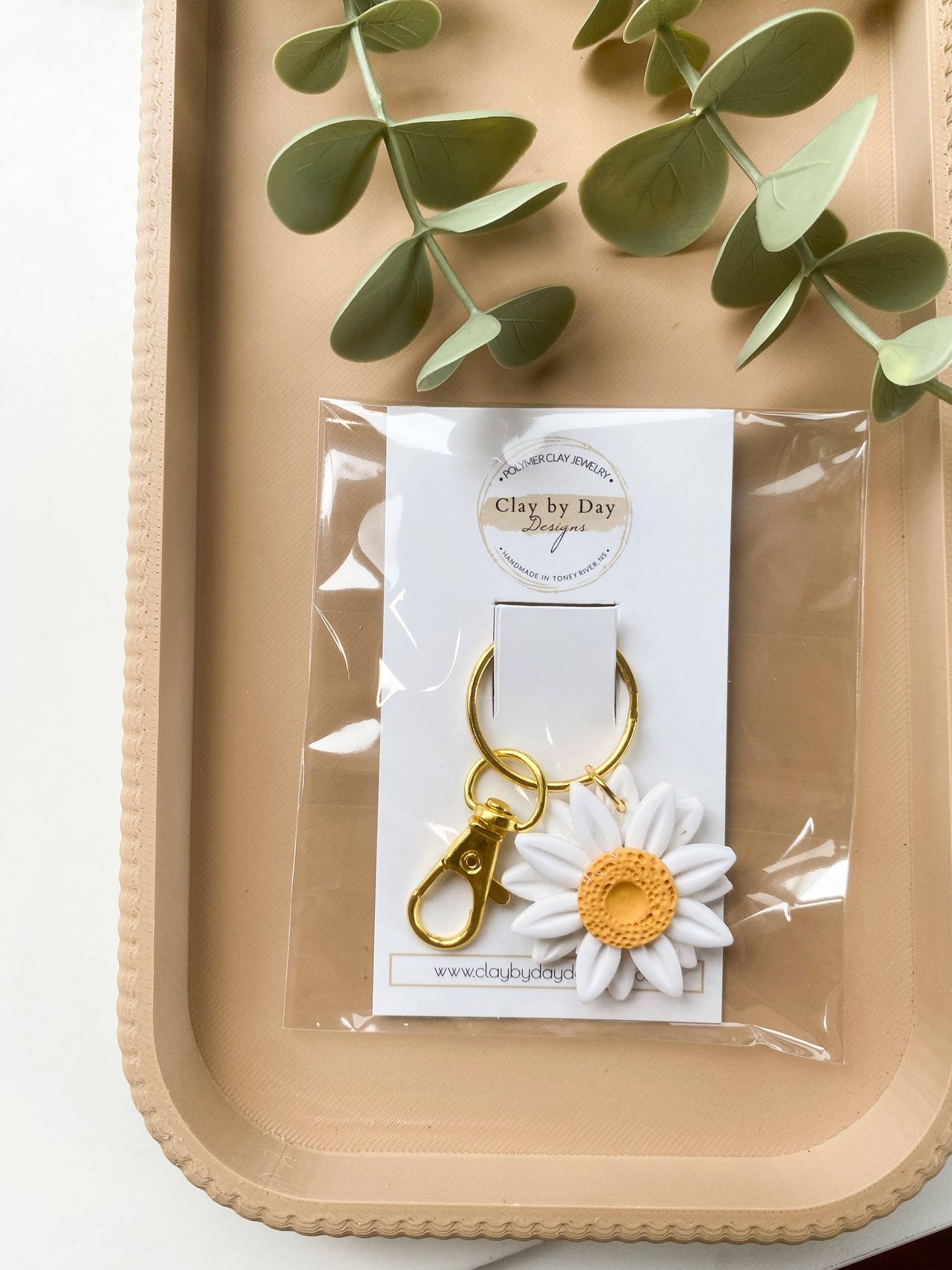 Polymer Clay Keychain  |  Daisy