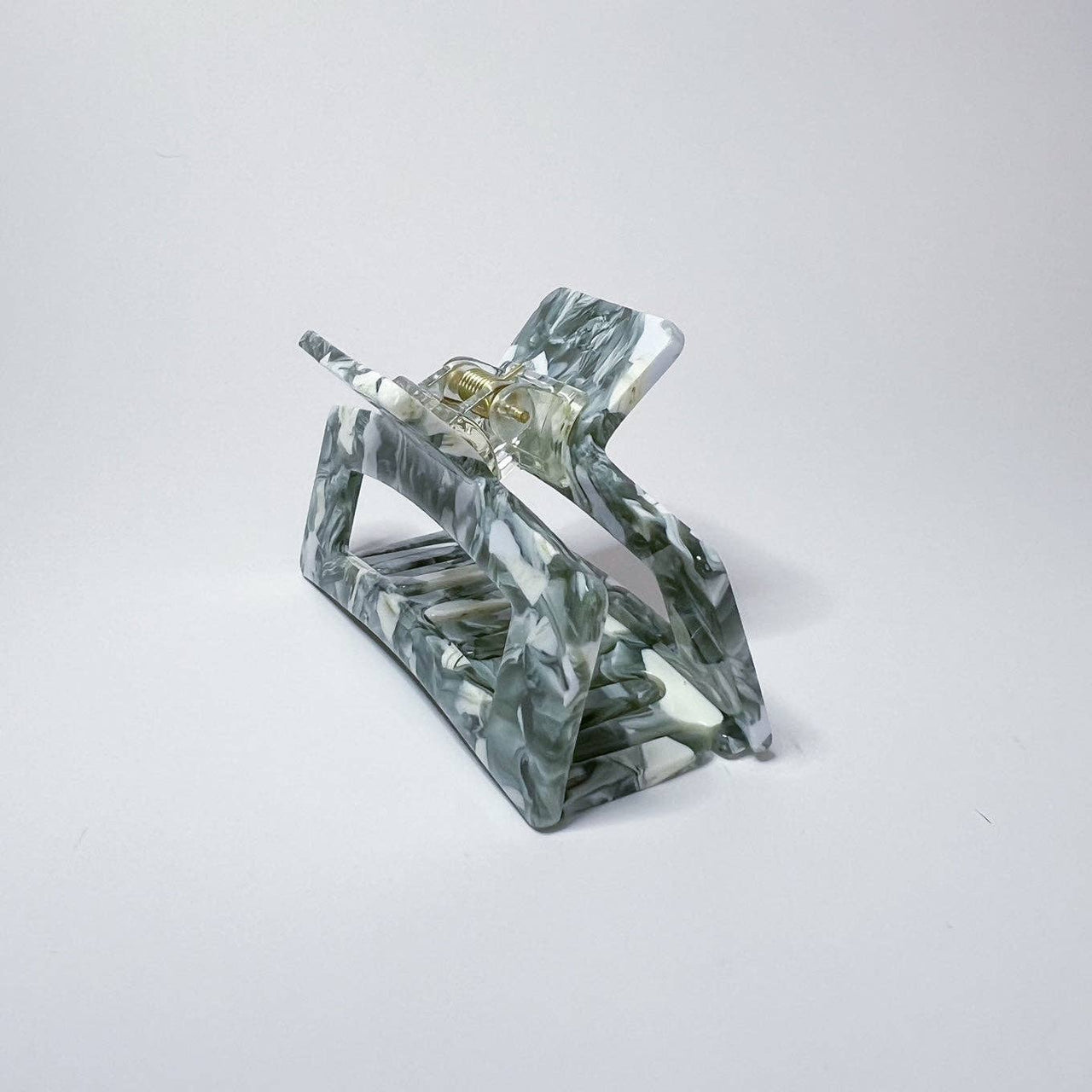 Claw Clip  |  Green Tea  |  Midi