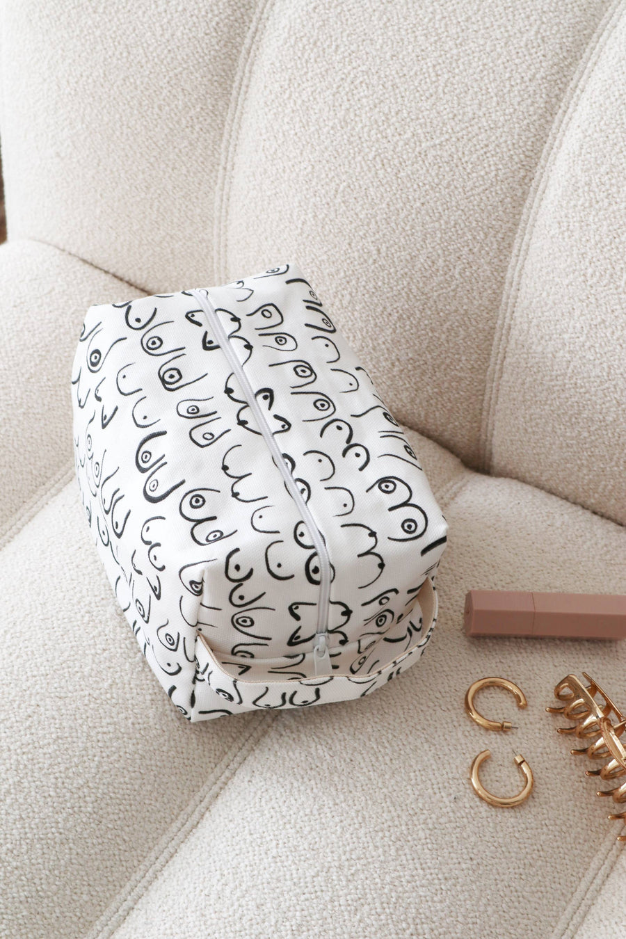 Makeup Bag  |  Woman Series  |  Medium
