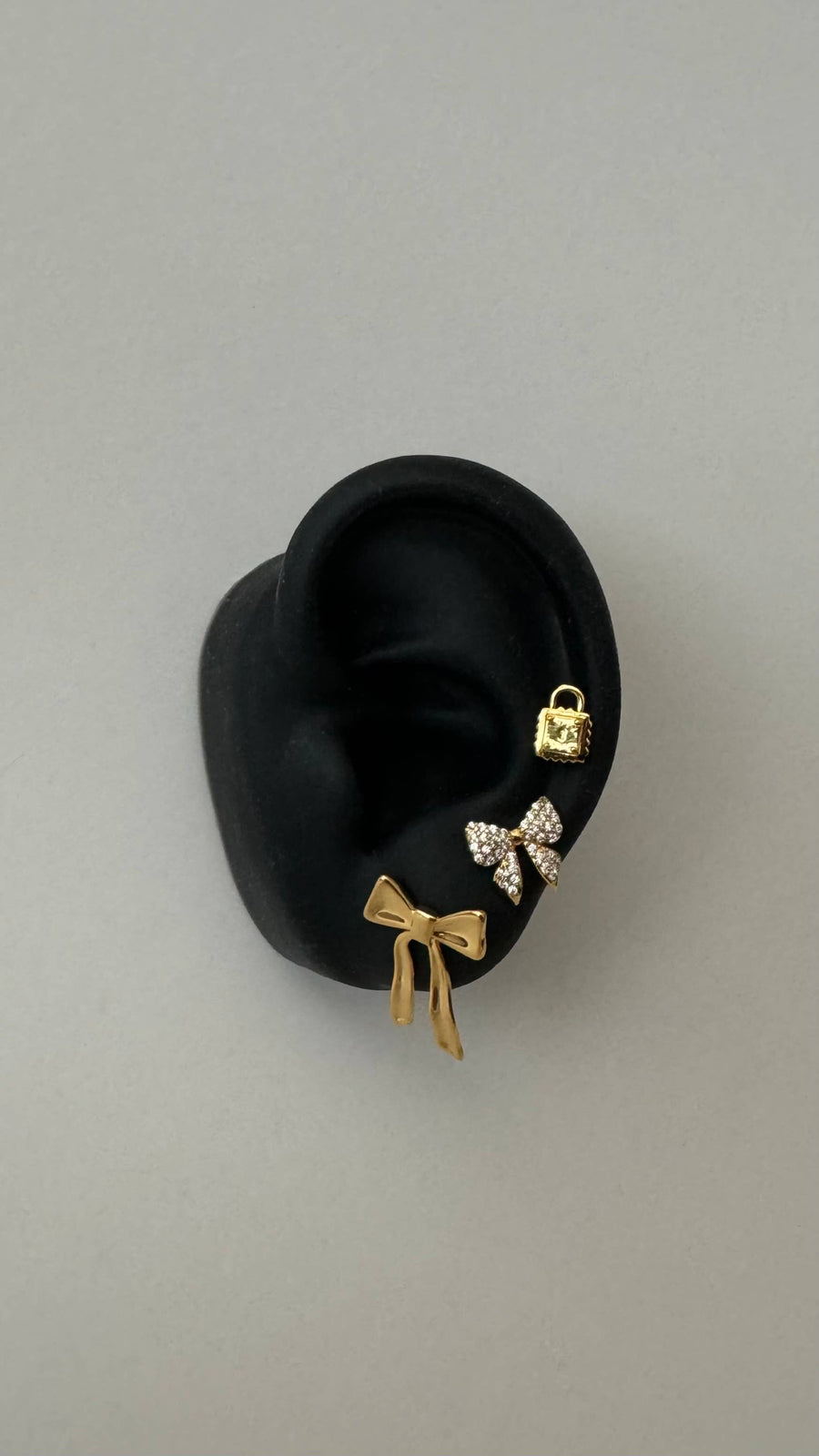 Yasmine Bow Studs  |  Gold