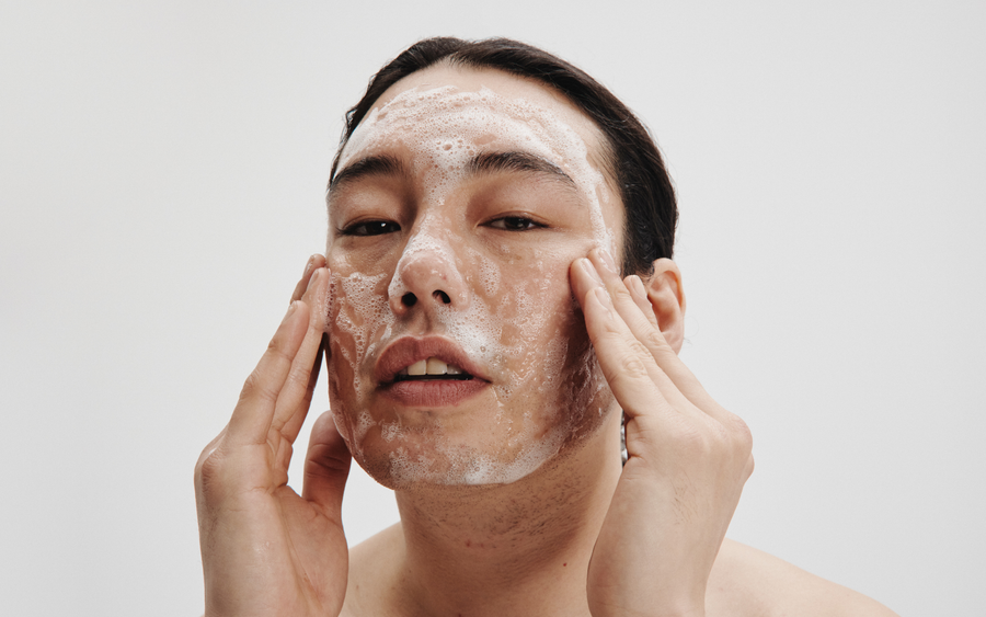 Glow + Go Om Skincare Set