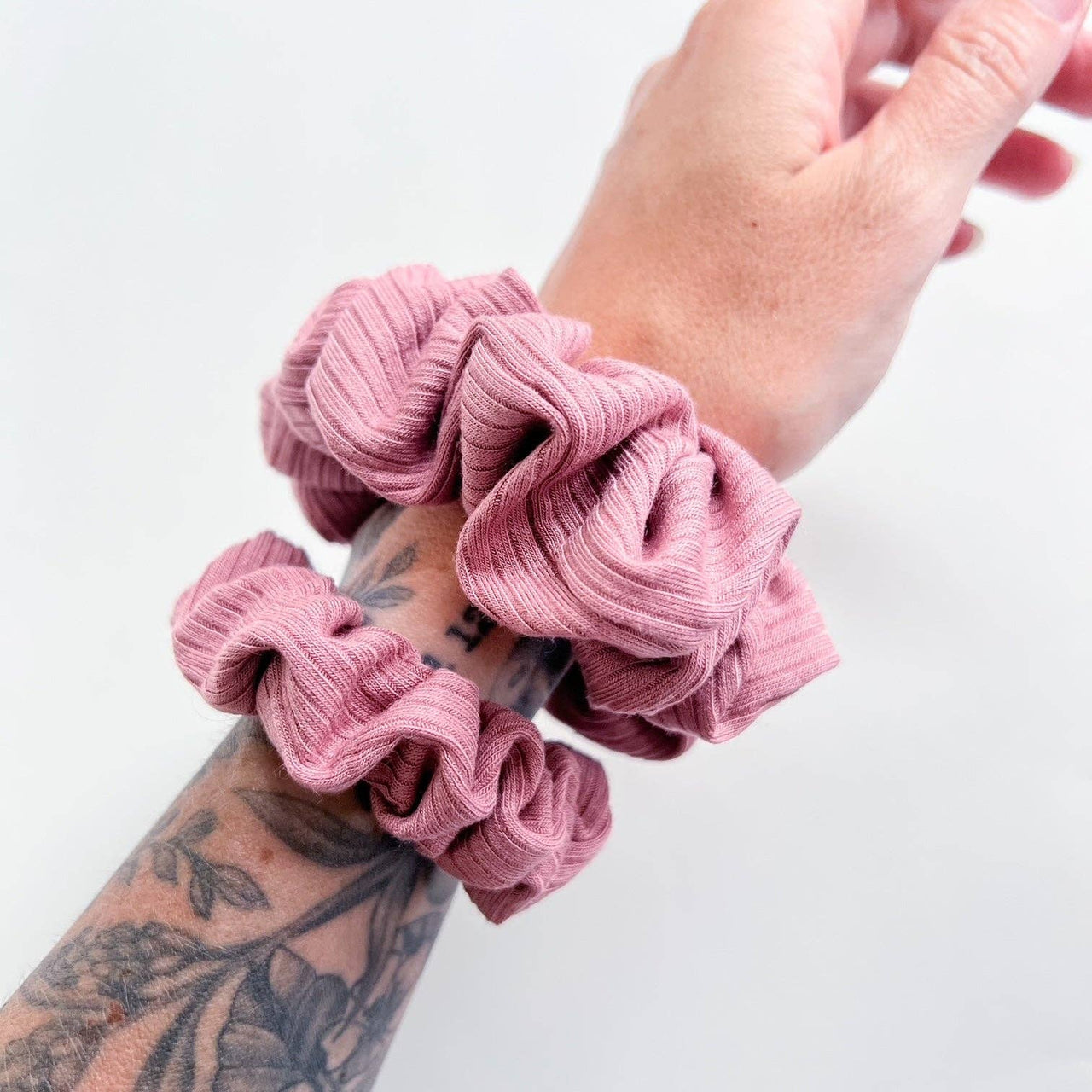 Scrunchie  |  Rose  |  Regular
