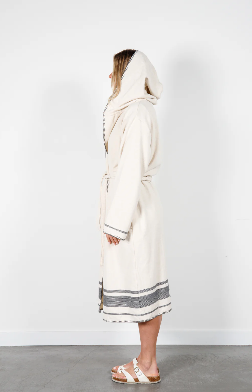 Hawthorne Hooded Terry Robe. - M/L