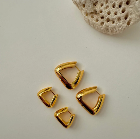 Pyramid Hoops  |  Gold  |  Small