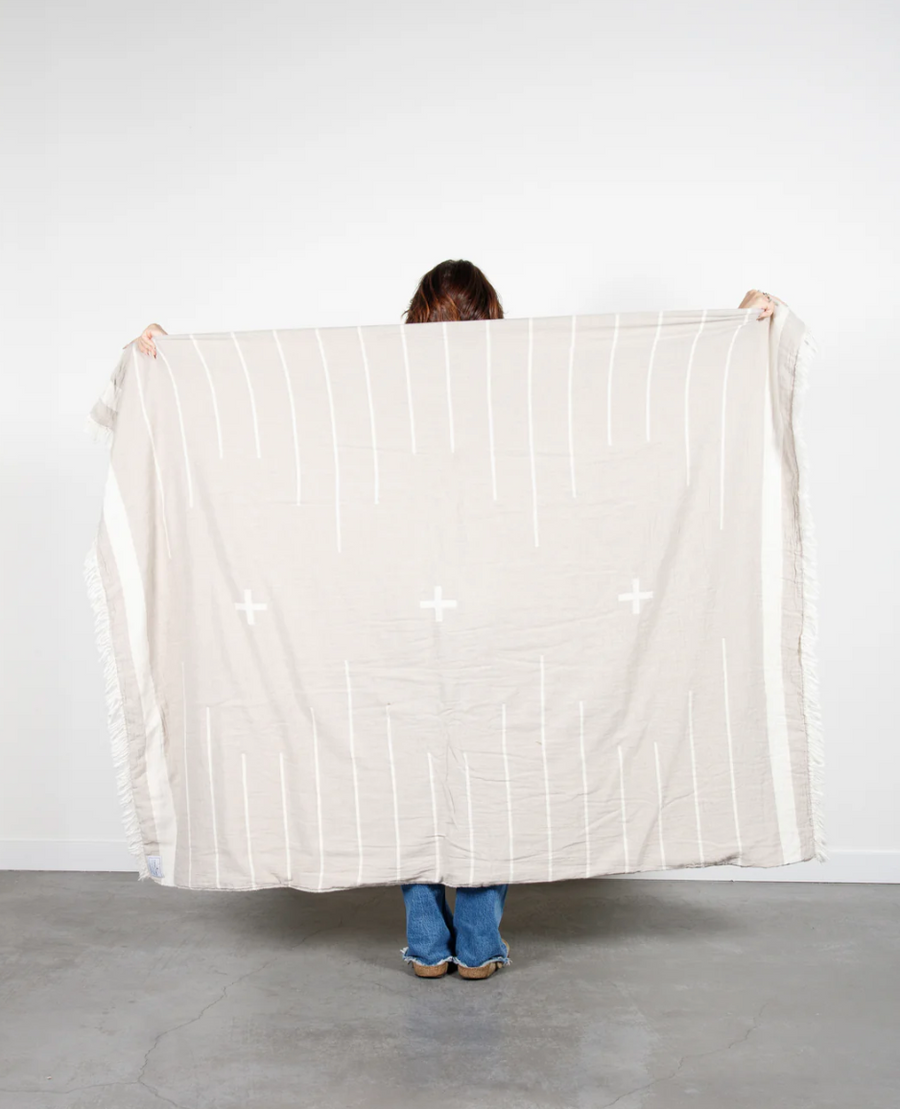 Alps Fleece Throw  |  Whitecap