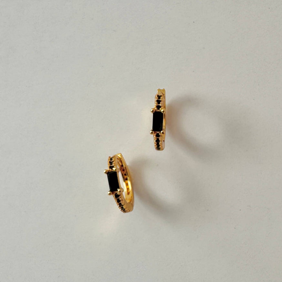Sia Stone Huggies  |  Gold  |  Black Zirconia