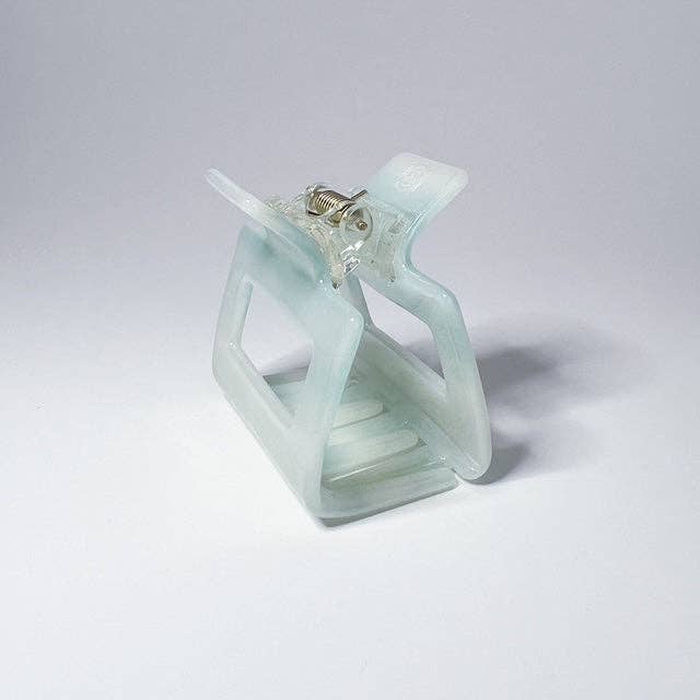 MINI Claw Clip - Seafoam