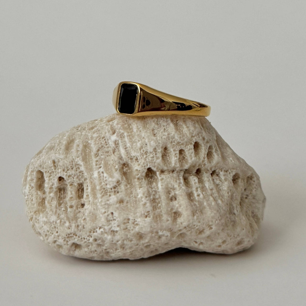 Sofia Ring  |  Black Stone  |  8