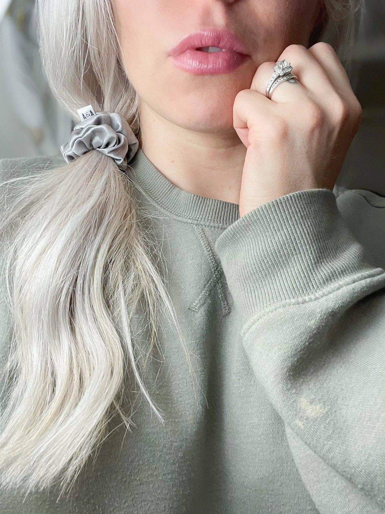 100% Silk Scrunchie  |  Mint  |  Mini