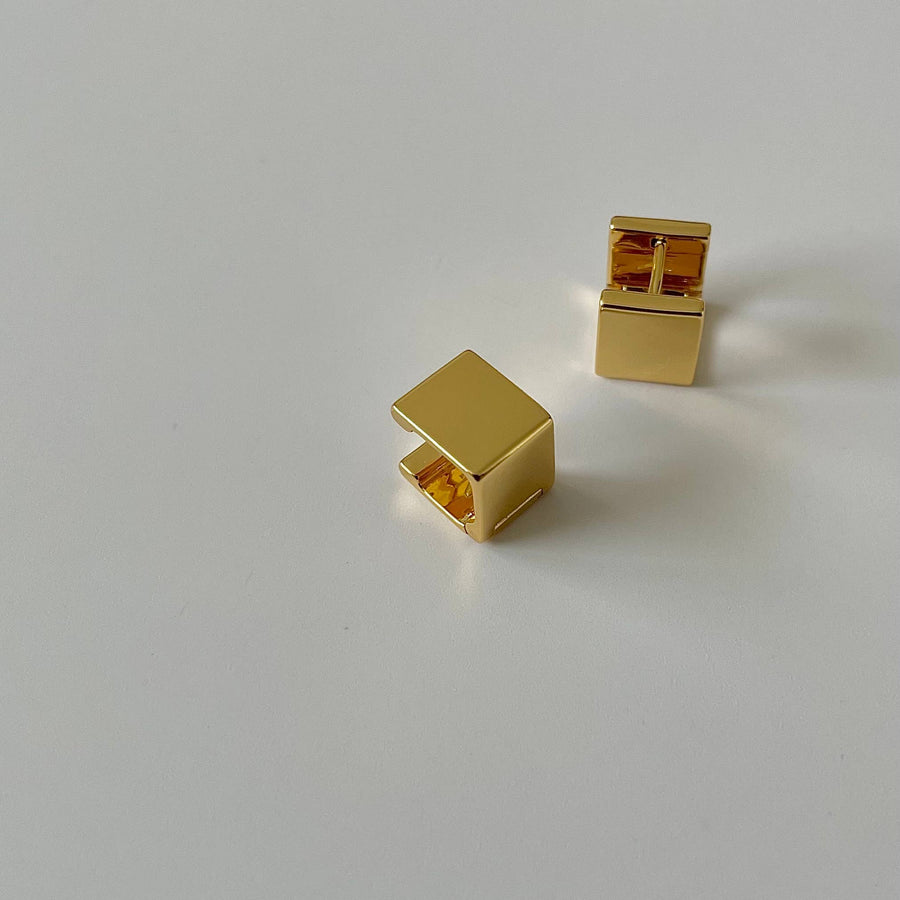 Lexi Square Huggies  |  Gold