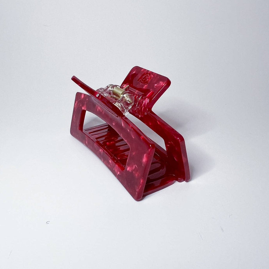Claw Clip  |  Cherry  |  Midi