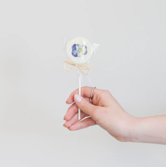 Petal Pop  |  White Chocolate